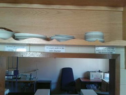 Blick von der Küche in den skill room eines Frauenhauses