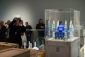 Ausstellungsvitrine mit nachgebauter Moschee