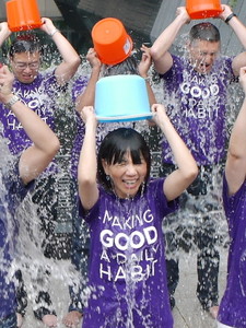 people dumping icecold water onto their heads