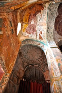bemalte Wände in der Felsenkirche Debre Tsion