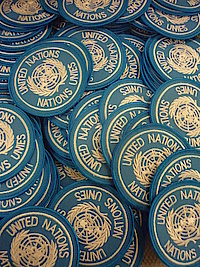 Buttons UN