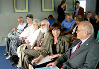 Bild 2: Geoffrey Hartman im Publikum (darunter auch Prof. Dr. Dr. h.c. Gerhart von Graevenitz, Direktor der Universität, sowie Prof. Dr. Aleida Assmann)