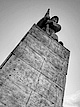 Der Fahnenträger. Nationalsozialistisches Denkmal (errichtet 1938) vor der ehemaligen Chérisy-Kaserne in Konstanz